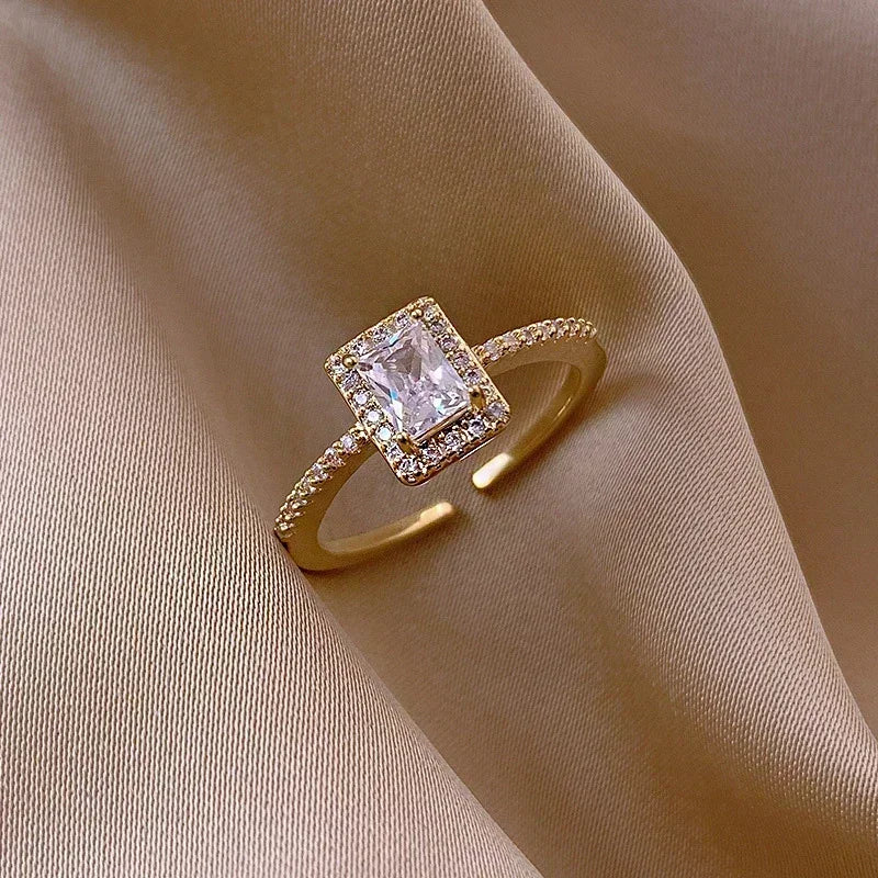 Luxury Classic Wedding Engagement Rings for Women