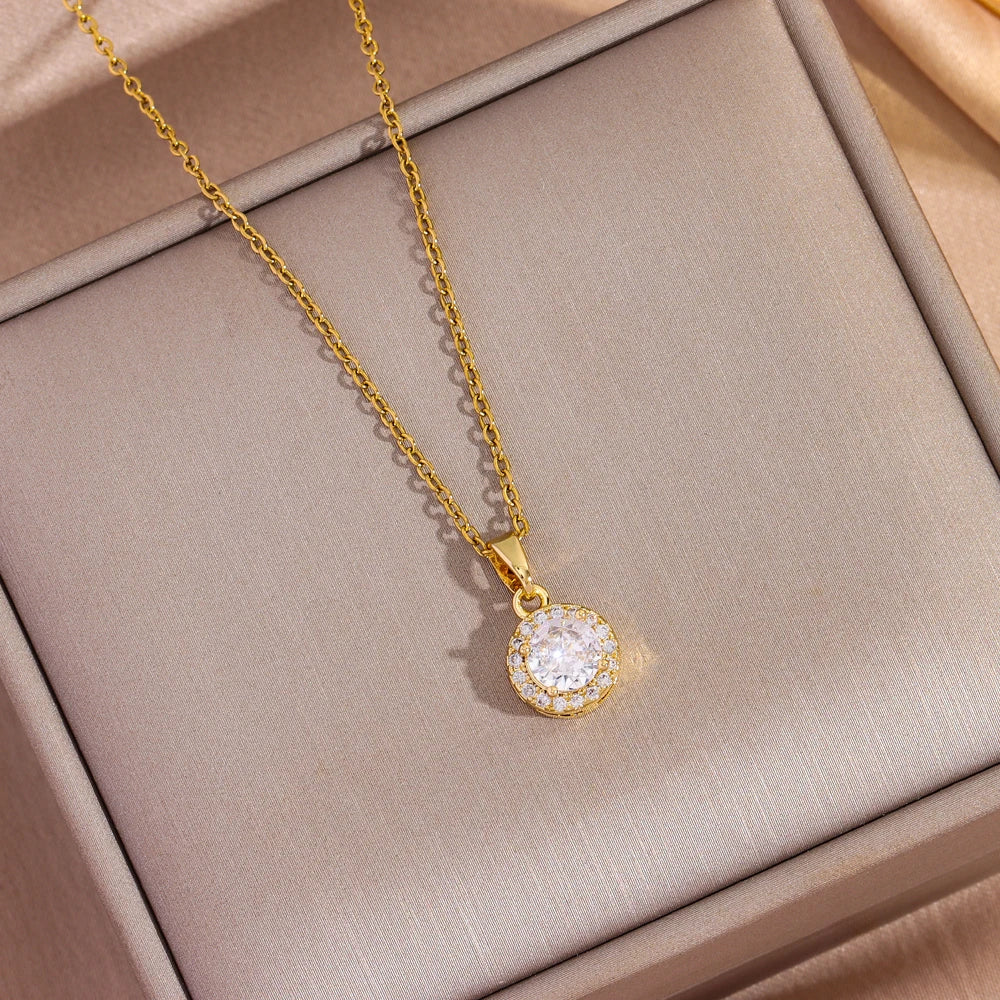 Gold Halo Pendant Necklace – Crystal Solitaire