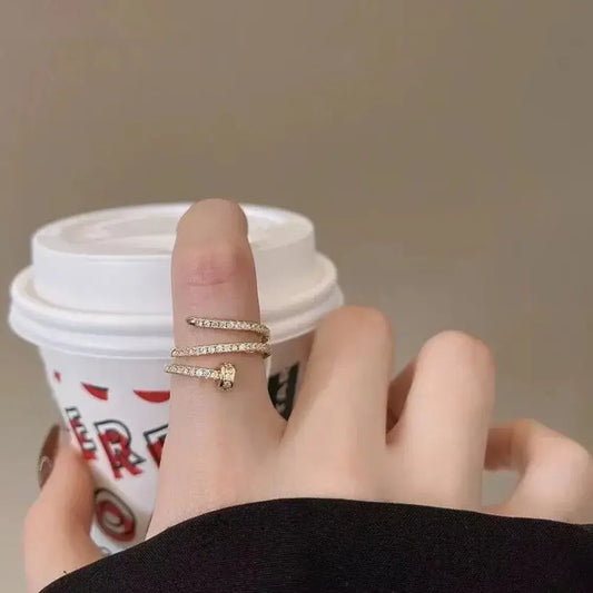 Luxury Zircon Ring – Elegant, Classic & High Quality