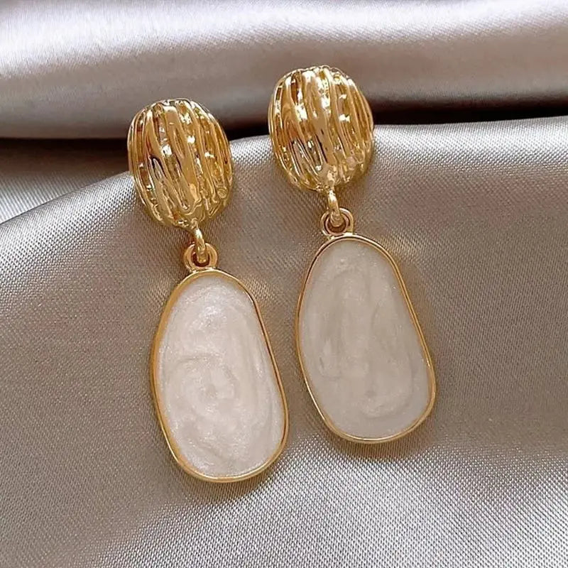 White Enamel Oval Drop Earrings – Elegant & Lightweight
