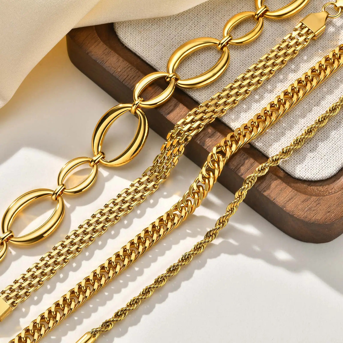 Minimalist Stackable Chain Bracelet – 18K Gold Plated