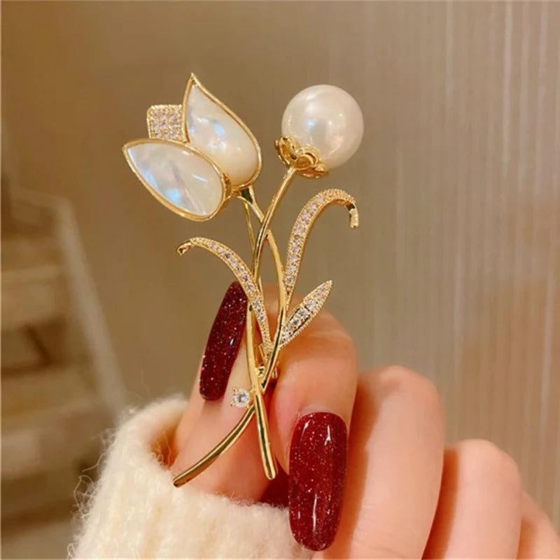 VALMS rose flower brooch