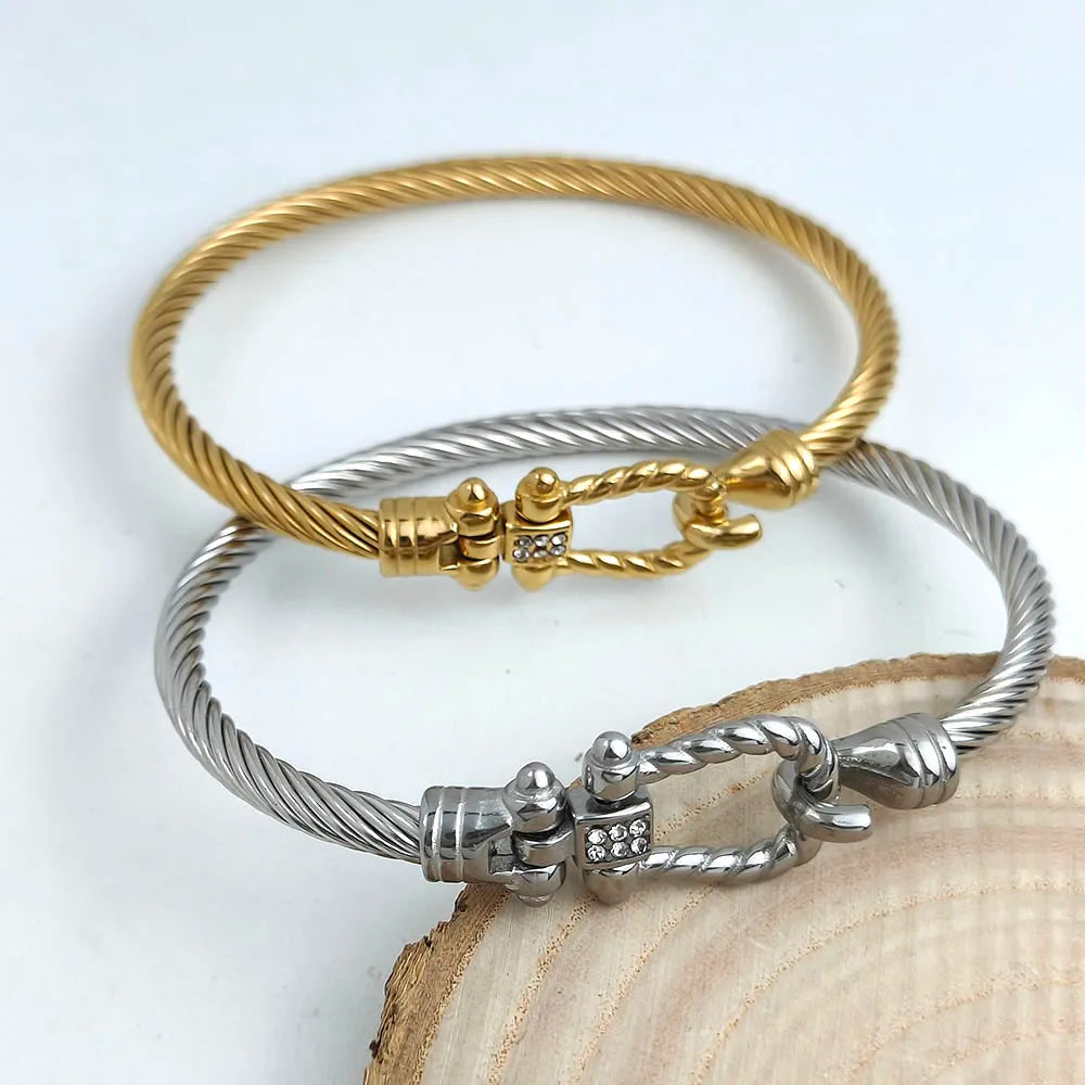 Luxury & Fashion Bracelet Minimal