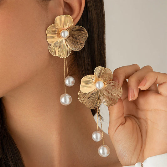 Fashion Large Flower Earring with Pearl