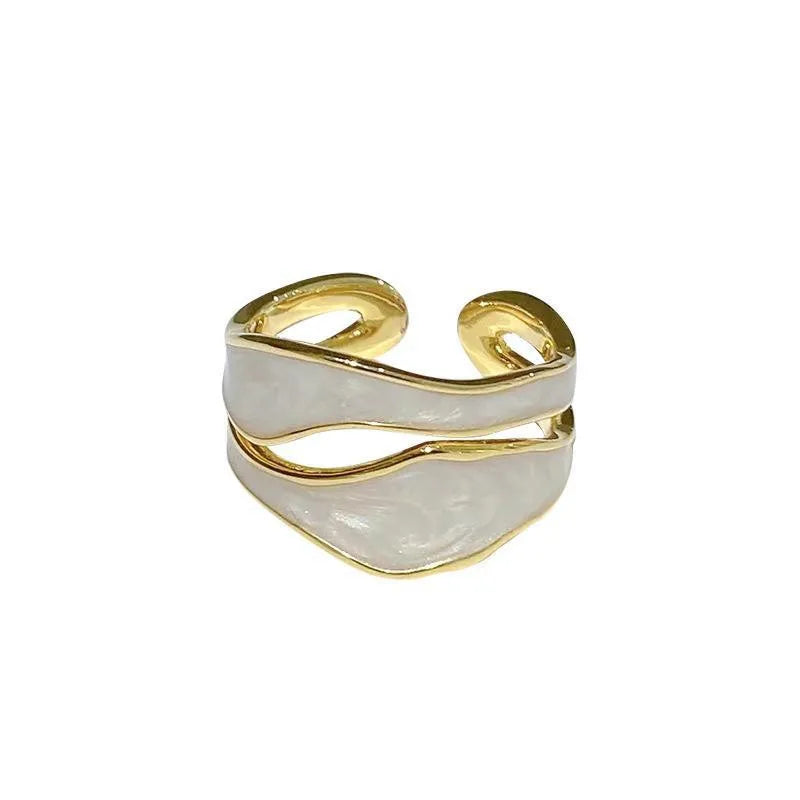 Luxury Irregular Gold Adjustable Ring – Elegant Modern Design