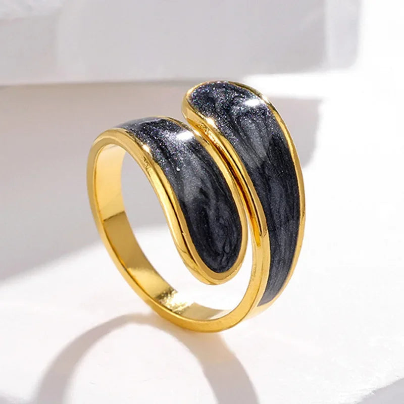 VALMS Bypass Wrap Ring – Black - White Enamel