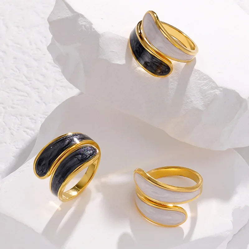 VALMS Bypass Wrap Ring – Black - White Enamel