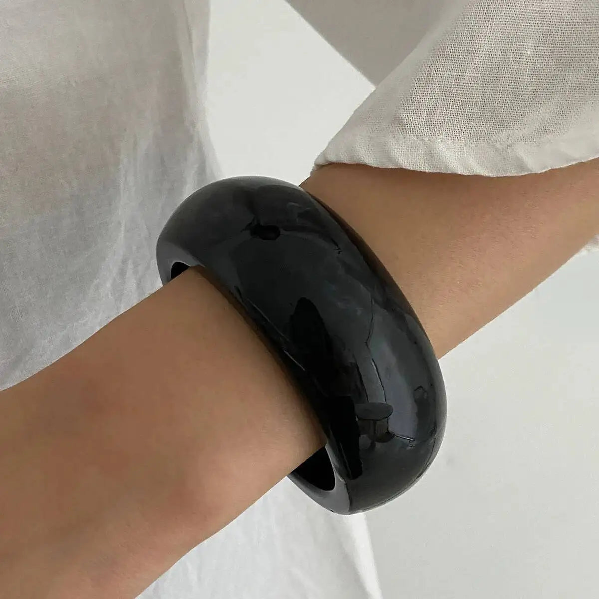 Vintage Irregular Stackable Resin Acrylic Chunky Bangles