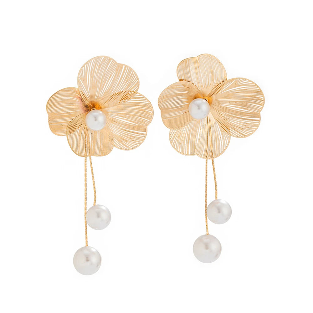 Fashion Large Flower Earring with Pearl